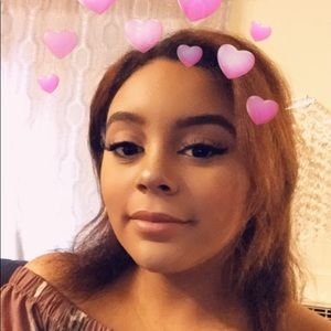 Meet your Posher, Jasmine